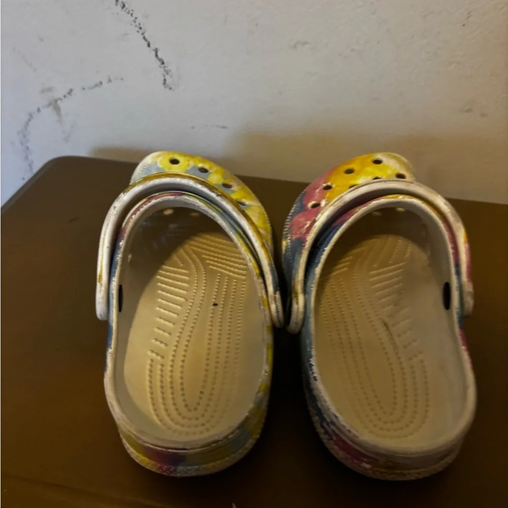 Crocs tie-dye 5/7